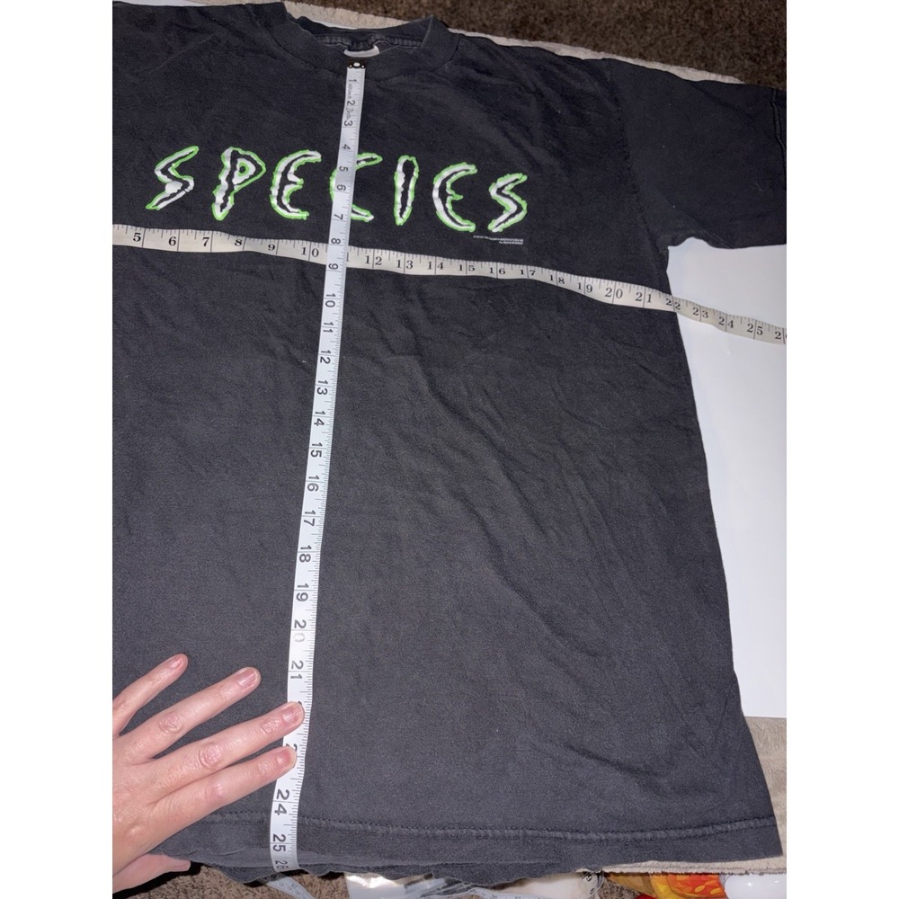 Vintage SPECIES 1995 Horror Movie Promo T-Shirt Adult XL Q-tees Usa Glows! - Picture 5 of 6